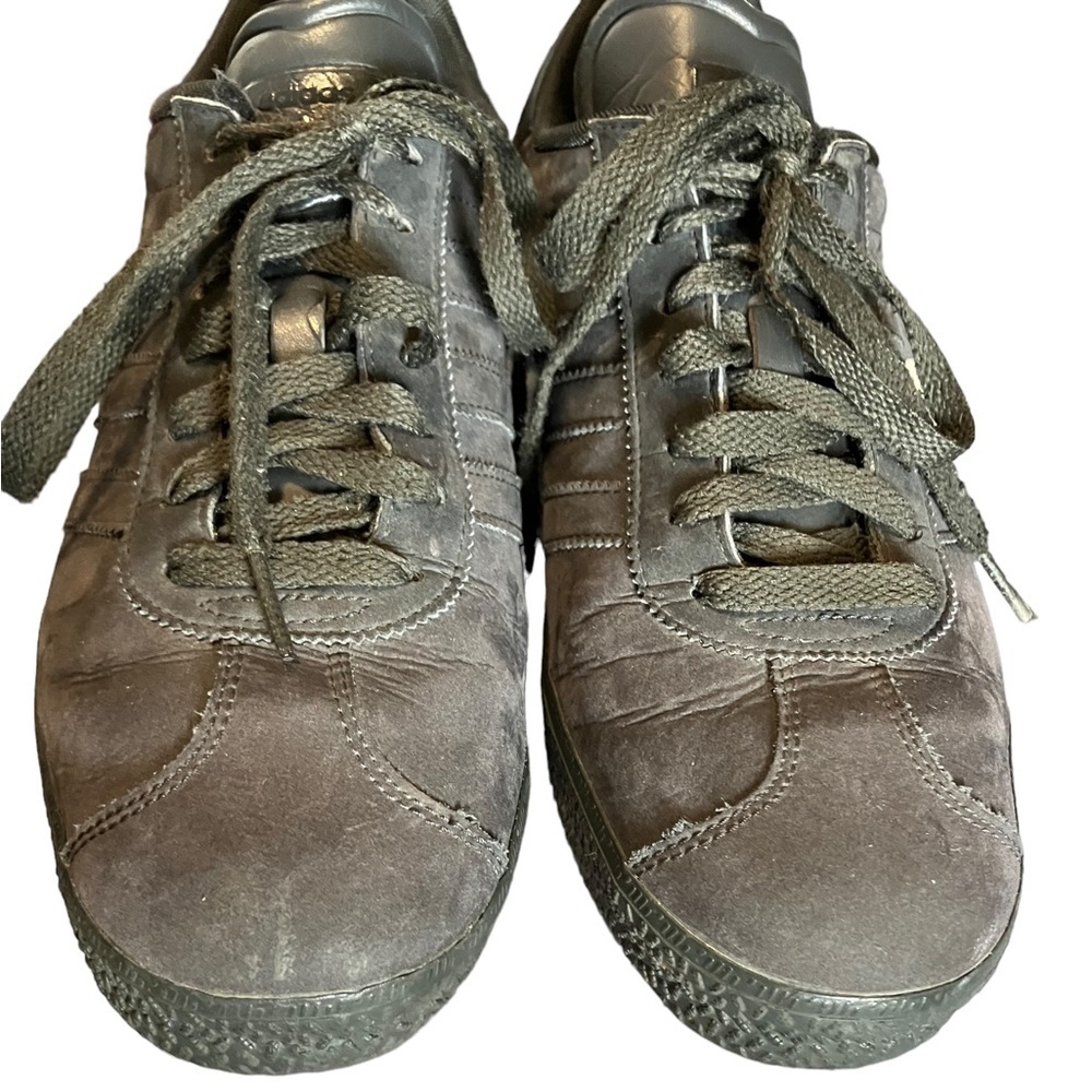Adidas Gazelle Sneakers Grey Laces Sz 9.5 779001 EUC